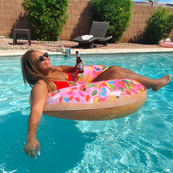 Meet your Posher, Jasmine - Picture 1 of 3